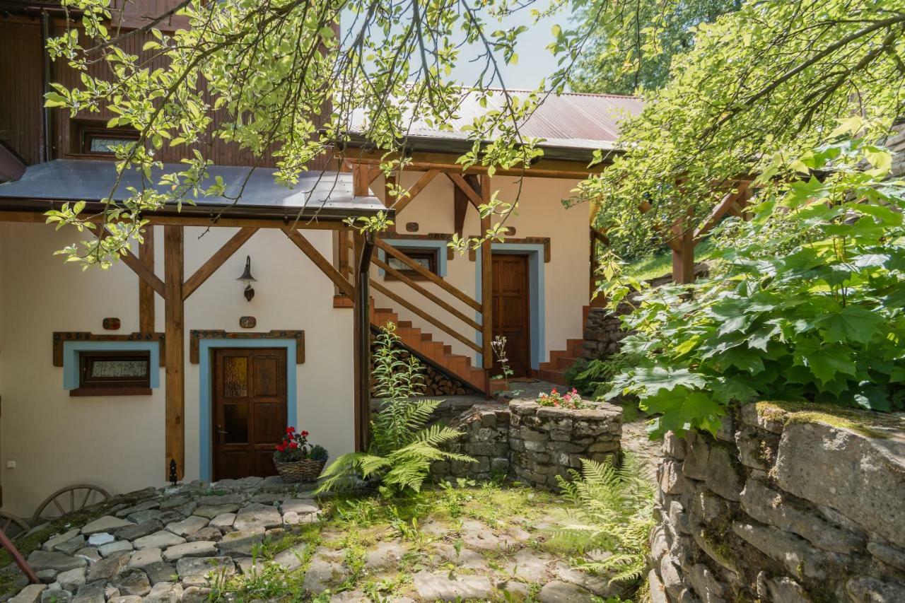 Pokoje Pod Lubaniem Apartment Kroscienko nad Dunajcem Bagian luar foto