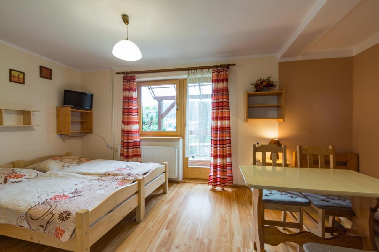 Pokoje Pod Lubaniem Apartment Kroscienko nad Dunajcem Bagian luar foto
